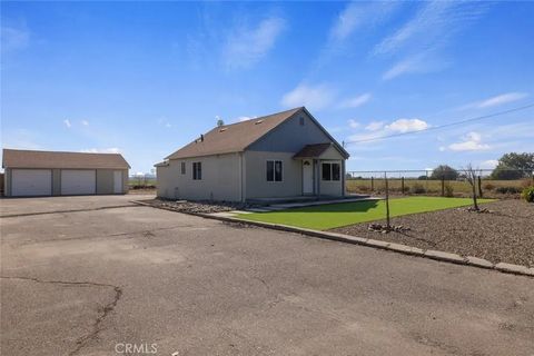 Tiny photo for 19247 Third, Stevinson, CA 95374 (MLS # MC25245909)