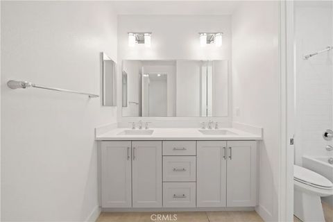 Tiny photo for 203 Lynx, Irvine, CA 92618 (MLS # OC26066170)