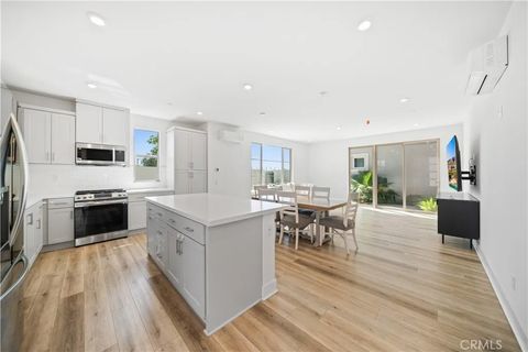 Tiny photo for 203 Lynx, Irvine, CA 92618 (MLS # OC26066170)