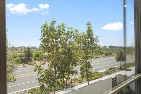 Tiny photo for 203 Lynx, Irvine, CA 92618 (MLS # OC26066170)