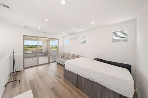 Tiny photo for 203 Lynx, Irvine, CA 92618 (MLS # OC26066170)