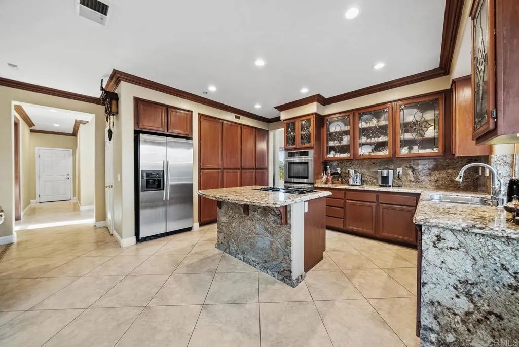 2062 Pleasant Waters Ct