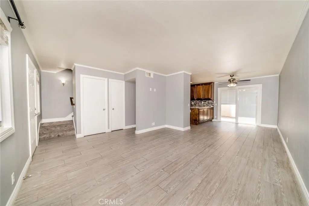 1436 N Elderberry