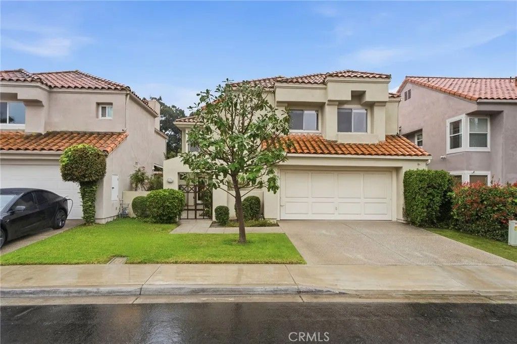 Photo of 5 Belcanto, Irvine, CA 92614 (MLS # OC26000138)