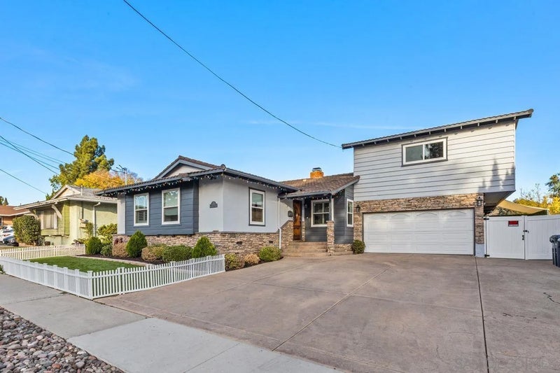 6245 Broadmoor Dr.