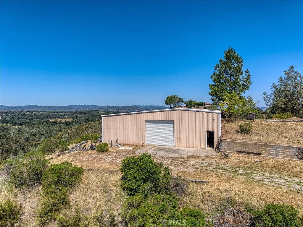 7435 Live Oak Drive