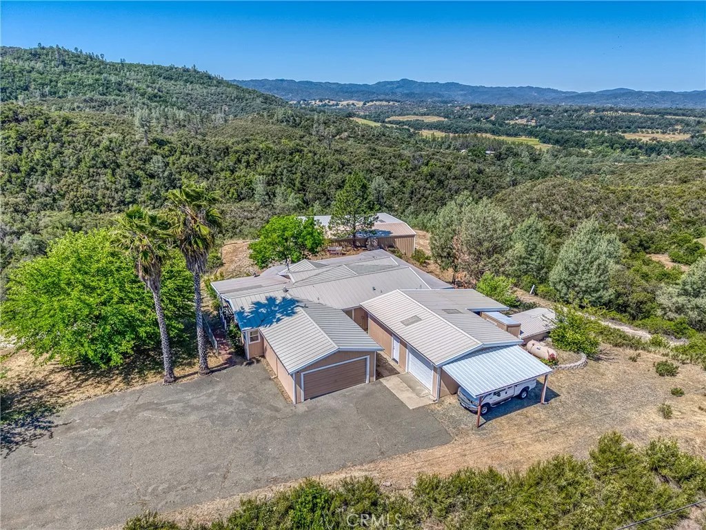 7435 Live Oak Drive