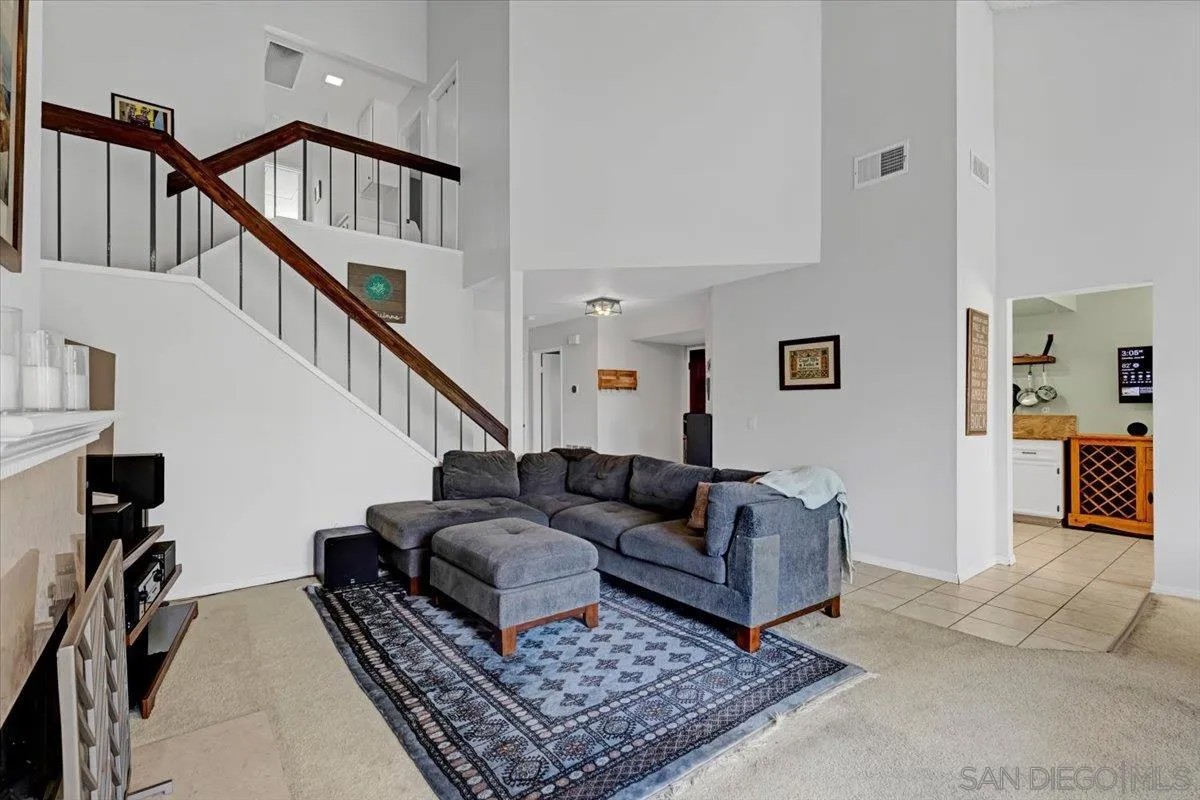 8035 Mission Vista Dr