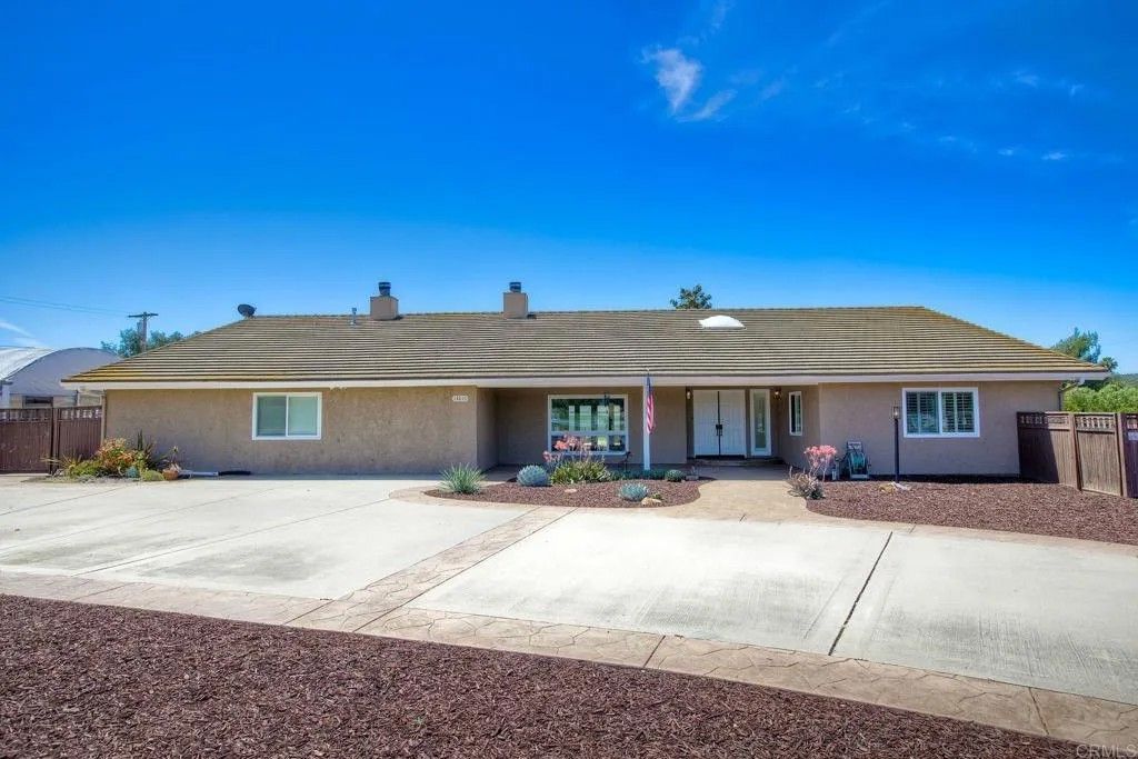 Photo of 13815 Hilldale Road, Valley Center, CA 92082 (MLS # PTP2508001)
