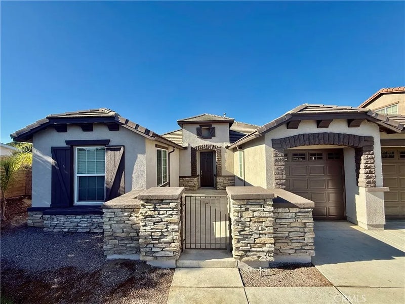 3005 Cat Tail Court