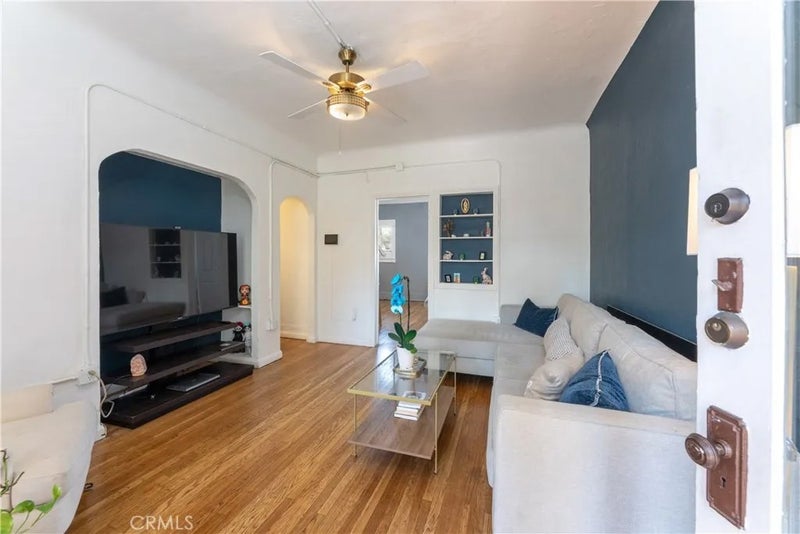 800 Pacific Avenue 305