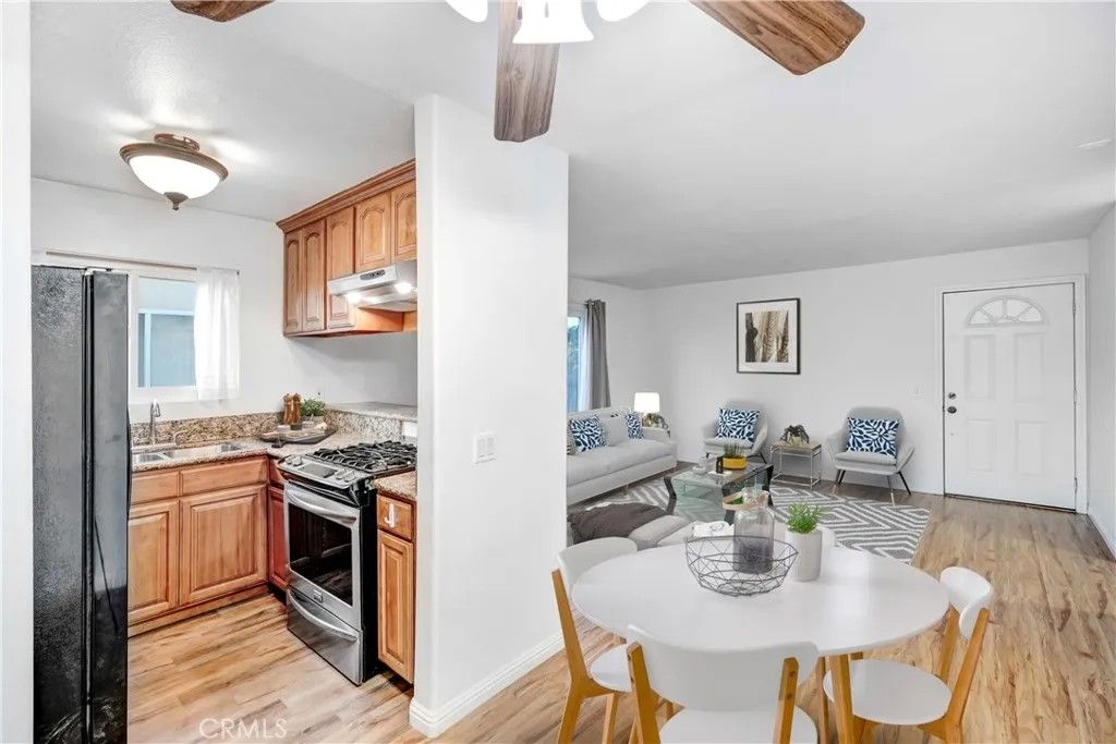 Photo of 1637 E 5th Street #204, Long Beach, CA 90802 (MLS # SB26027933)