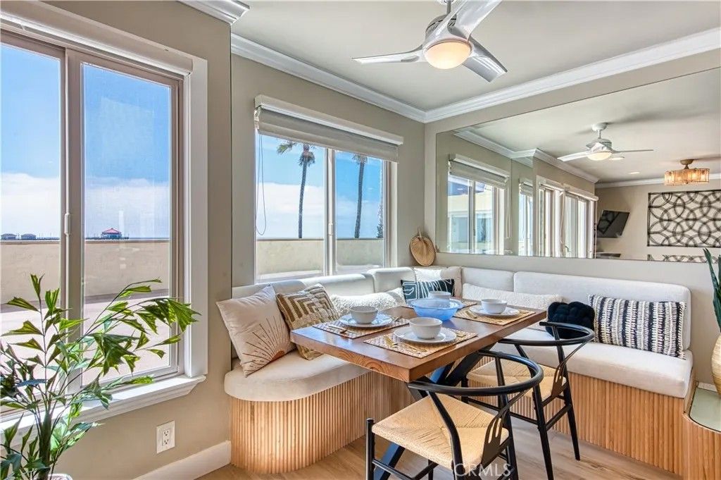Photo of 711 Pacific Coast Hwy #421, Huntington Beach, CA 92648 (MLS # OC25238800)