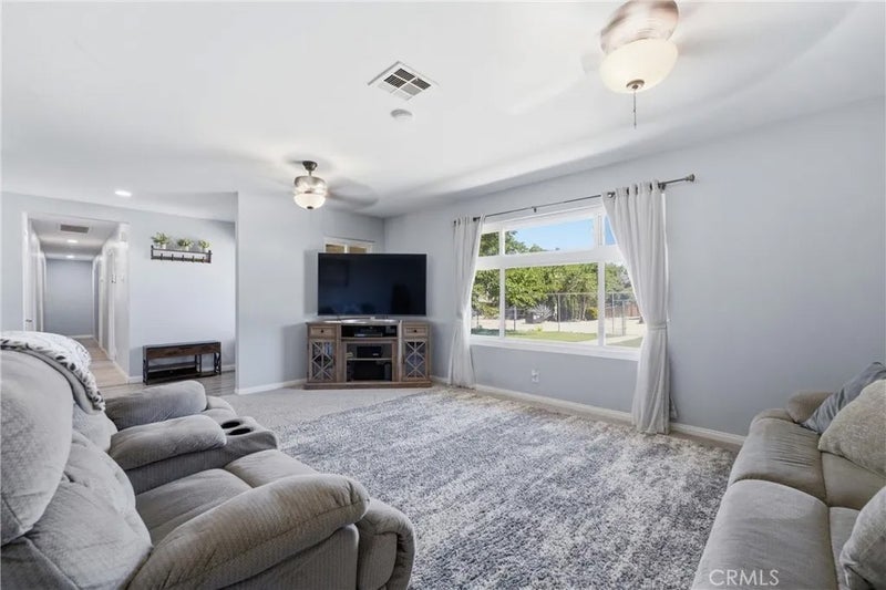 8954 E Avenue T14