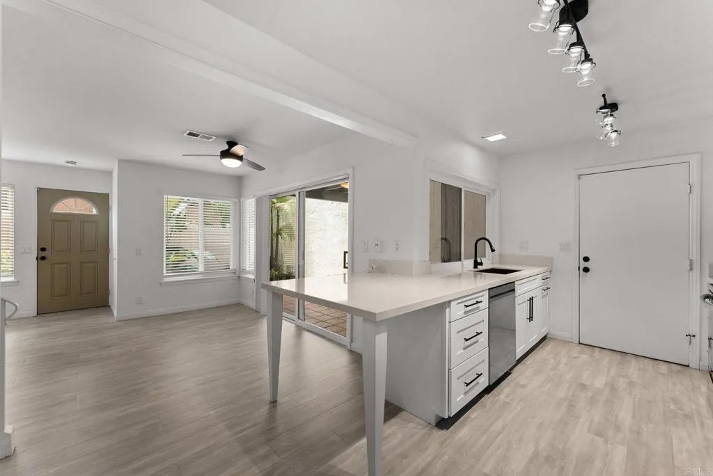 155 Countrywood Lane