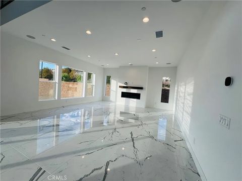 Tiny photo for 12073 Northstar Lane, Porter Ranch, CA 91326 (MLS # SR25243778)
