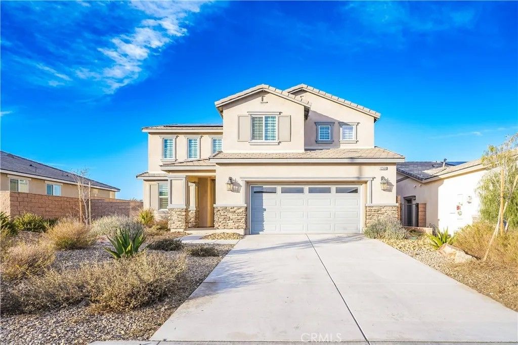Photo of 12564 Wycliff Ln, Victorville, CA 92392 (MLS # HD26010999)