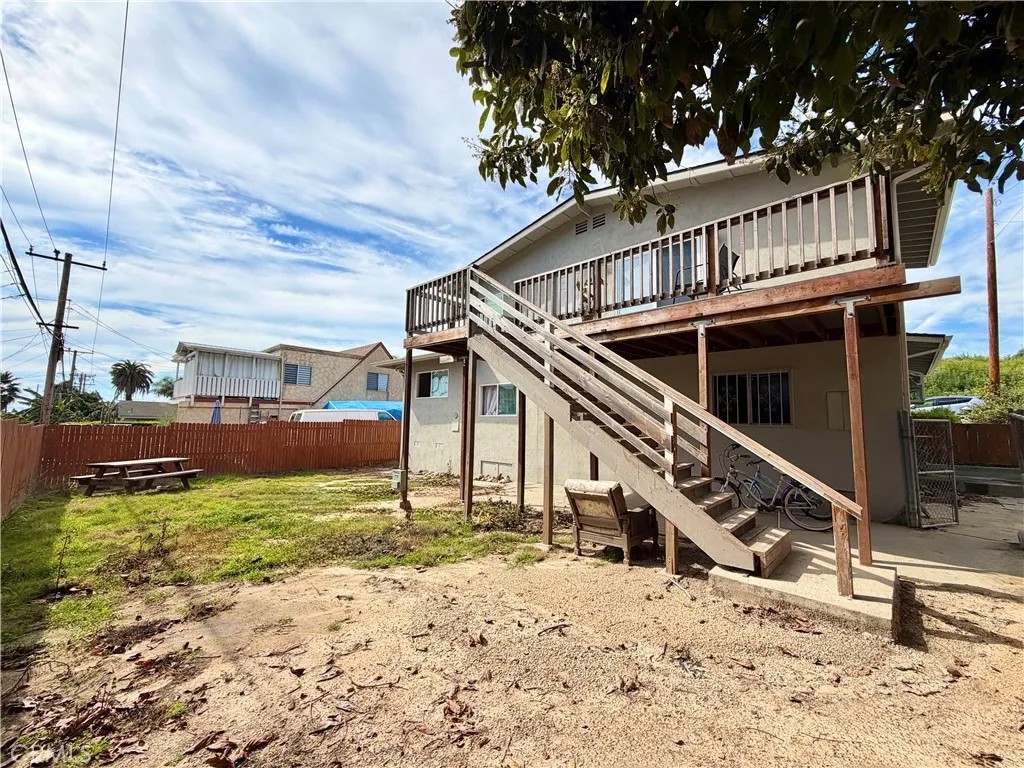 6840 W Santa Barbara