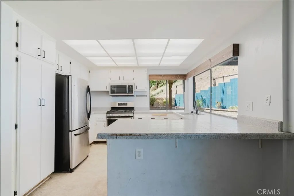 1063 Corbett Lane