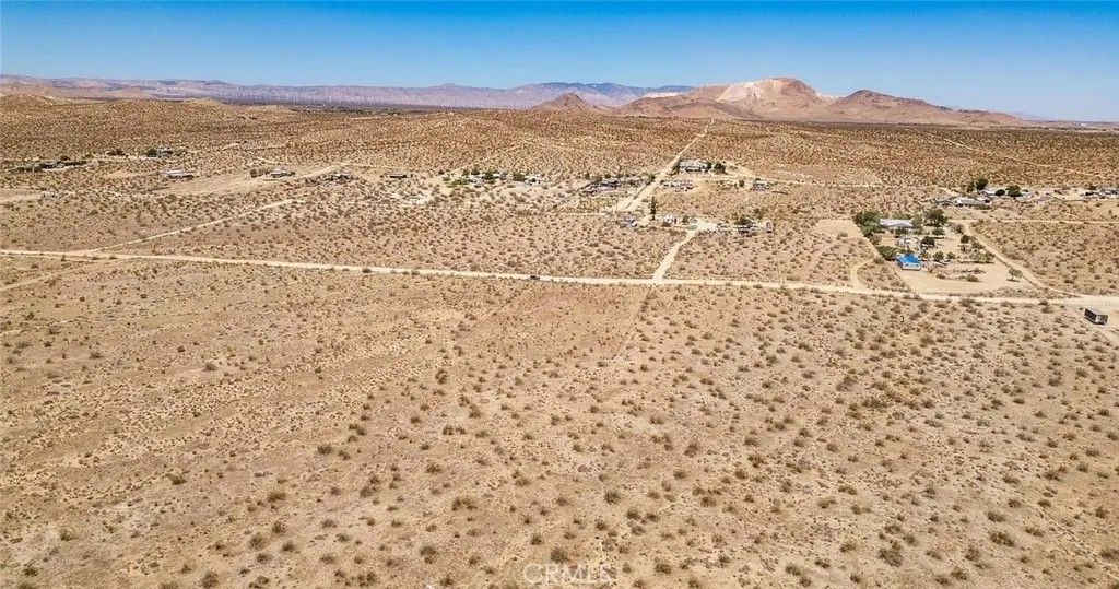 Photo of 1 Desert Highland, Rosamond, CA 93560 (MLS # HD26013173)