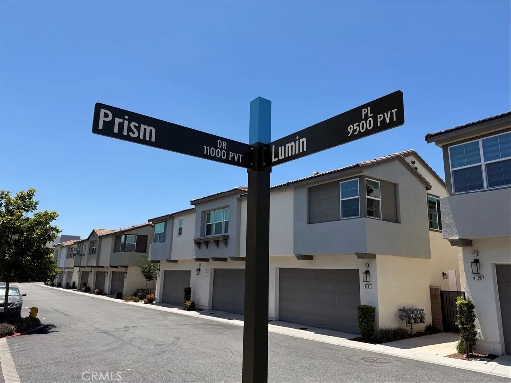 11065 Prism