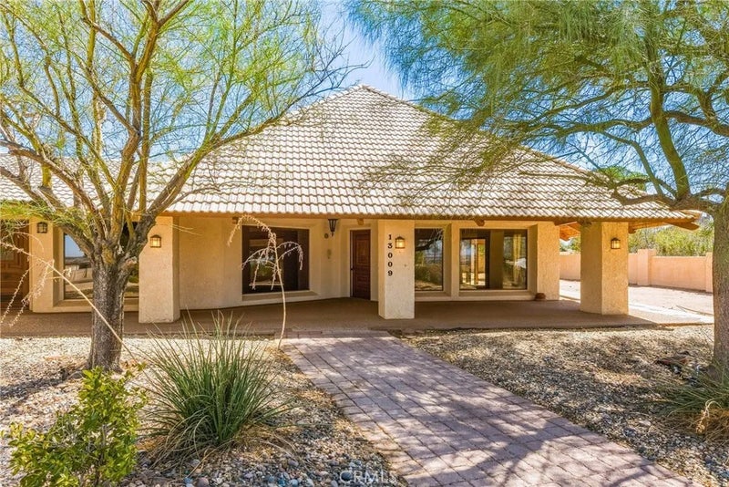 13009 Rincon
