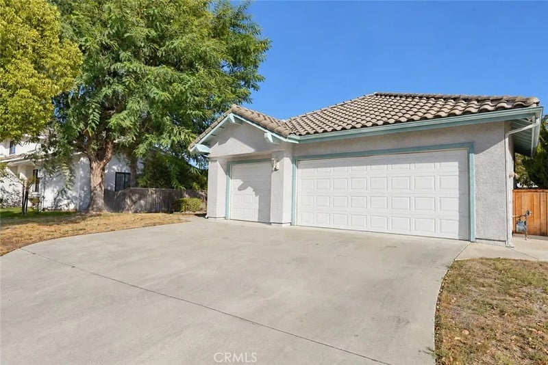 41168 Vincennes Court