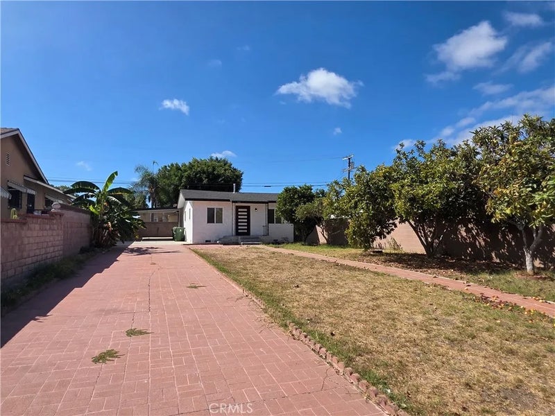 1106 W Mauretania