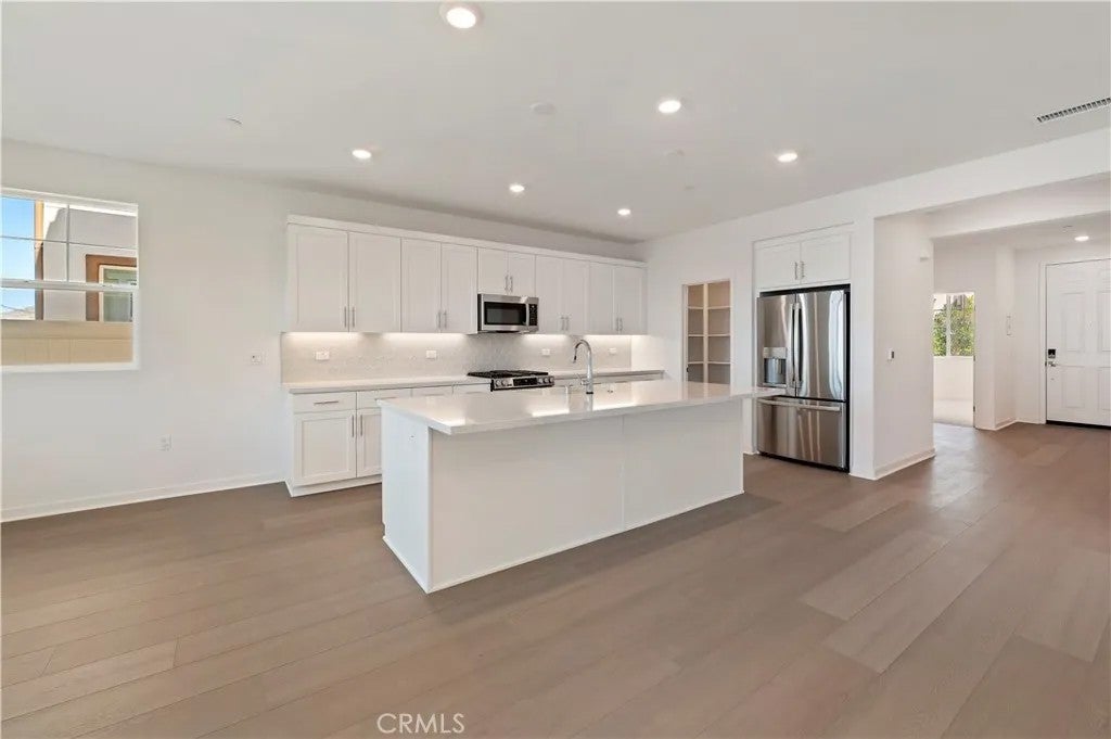 3812 Crossen Drive