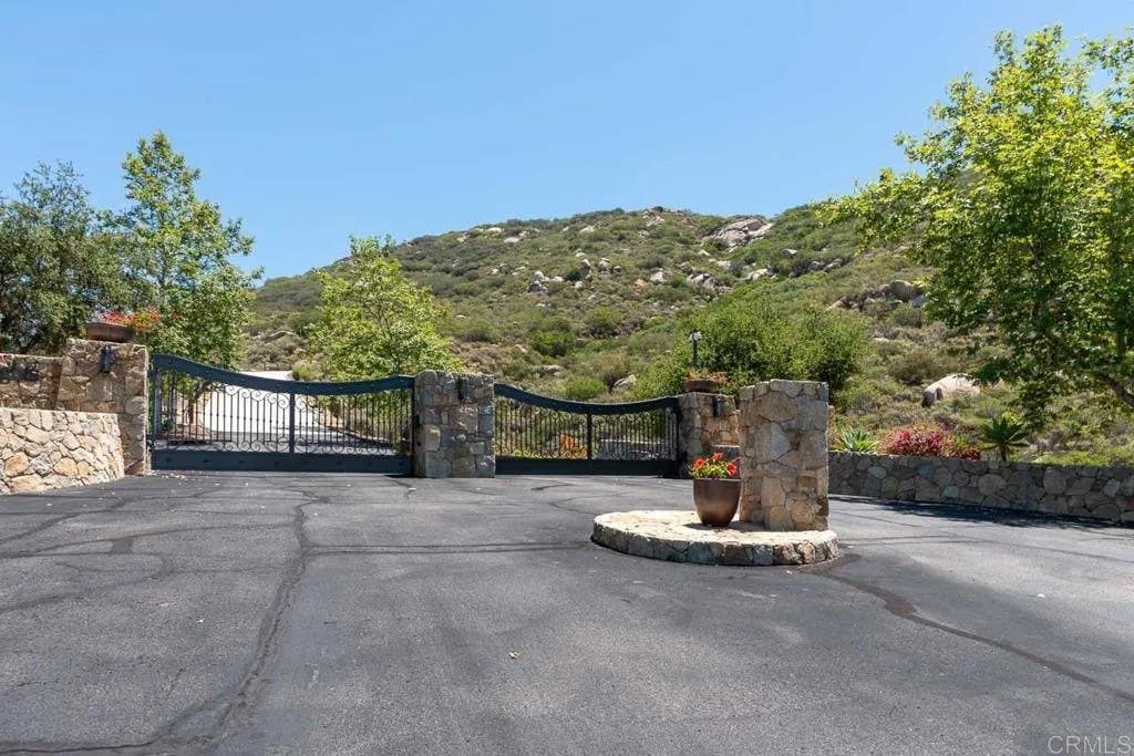 Photo of 18055 Sunset Point, Poway, CA 92064 (MLS # NDP2604916)