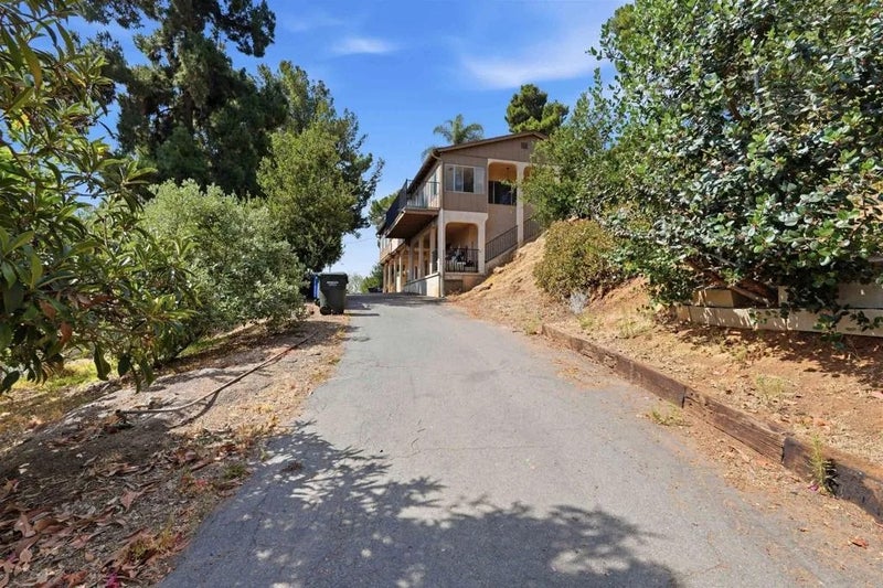 11825 Taia Ln