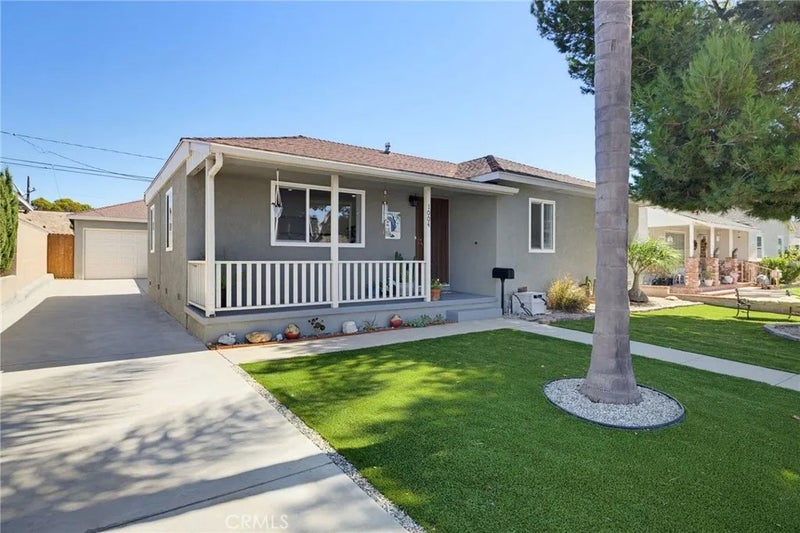 1004 Firmona
