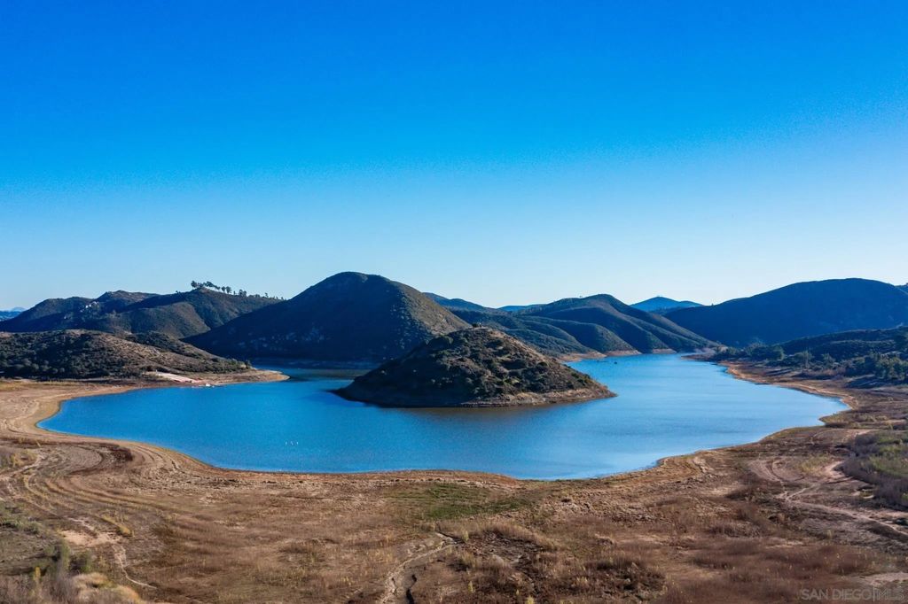 Photo of 20227 Ash Ln, Escondido, CA 92029 (MLS # 250034423)