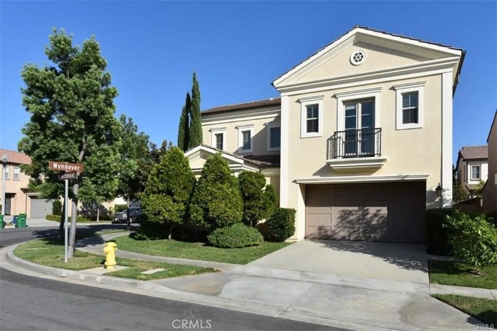 Photo of 237 Wyndover, Irvine, CA 92620 (MLS # NP26092161)