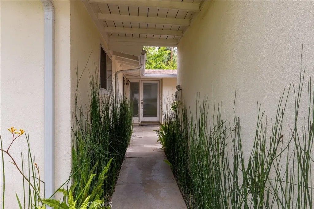 Photo of 6540 Gazette AVE, Winnetka, CA 91306 (MLS # BB26102133)
