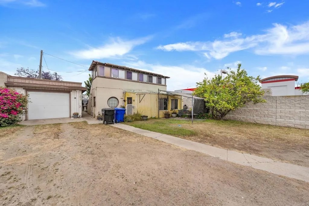 3018 Nimitz Boulevard