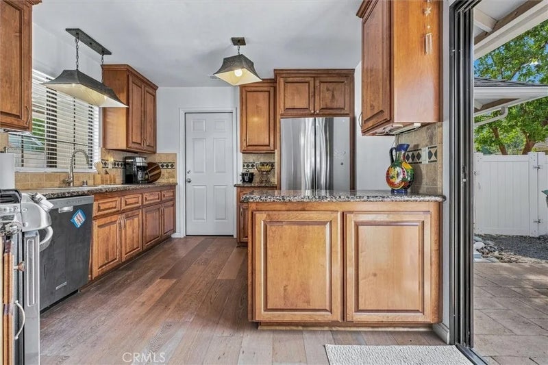 842 Alyssum Court