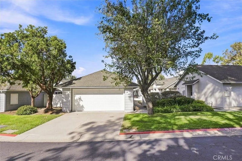 842 Alyssum Court