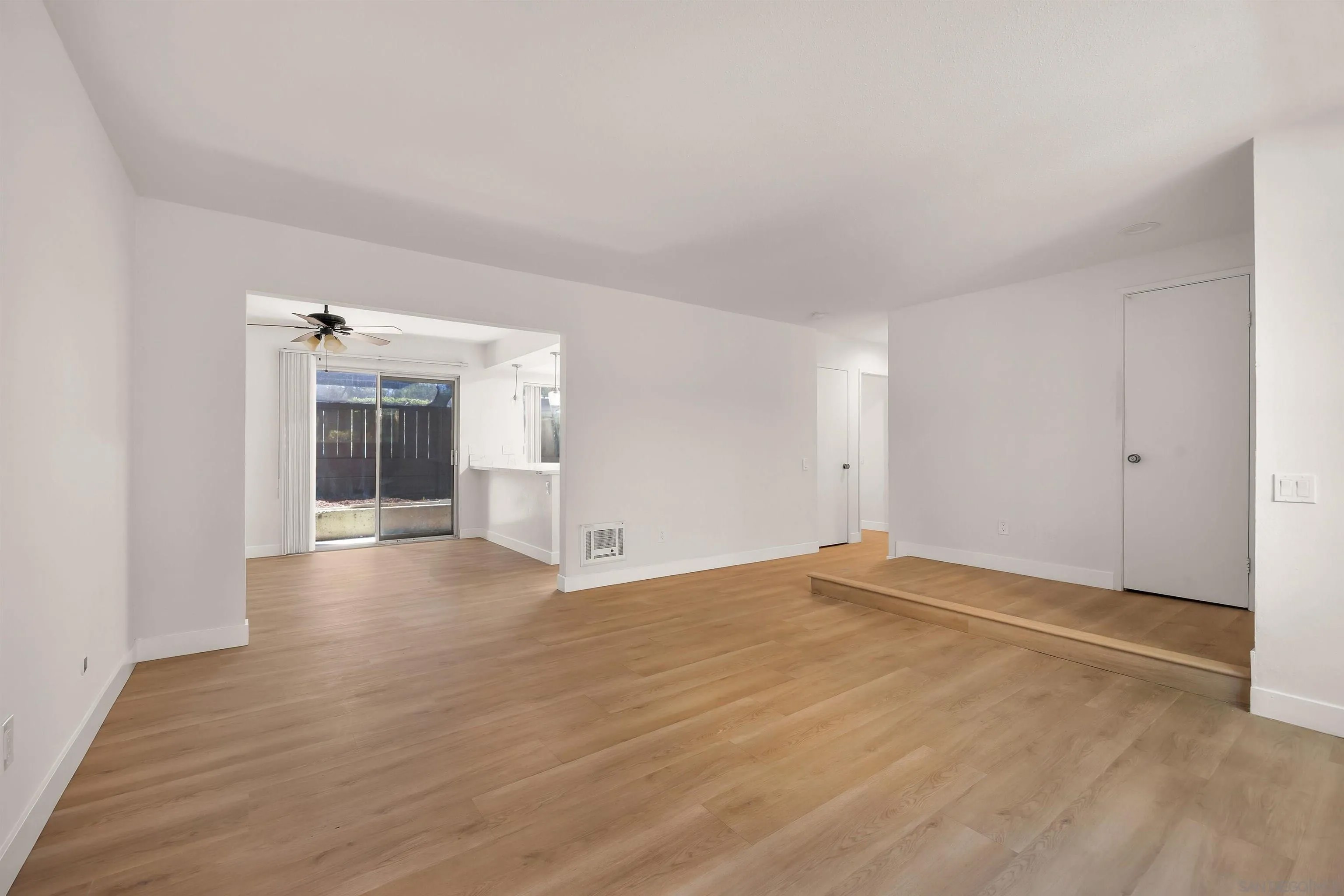 7982 Mission Center C