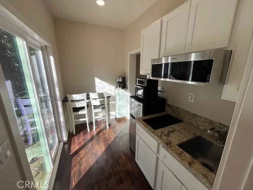 Photo of 601 Sunderland Court #A, Lake Arrowhead, CA 92352 (MLS # OC25276591)