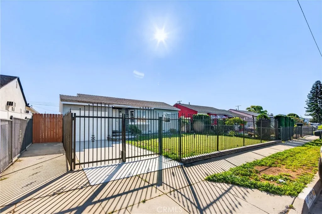 14328 S Cahita