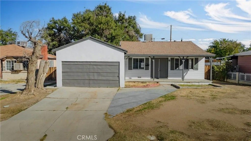 Photo of 38318 17th Street East St, Palmdale, CA 93550 (MLS # SR25280081)