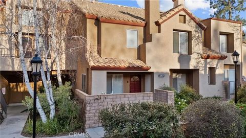 22637 Copper Hill 90 Saugus CA 91350