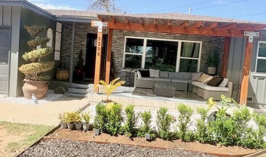 Photo of 3595 Timothy Way, Riverside, CA 92506 (MLS # IV25276894)