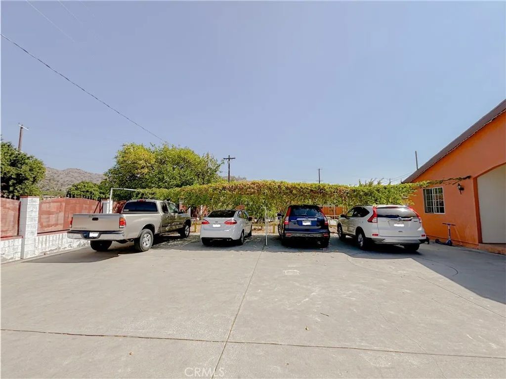 Photo of 10416 Cantara, Sun Valley, CA 91352 (MLS # SR25271991)