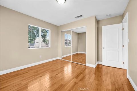 Tiny photo for 6654 Bellaire Ave, North Hollywood, CA 91606 (MLS # GD25247039)