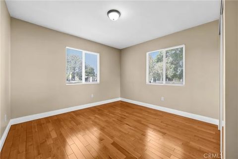 Tiny photo for 6654 Bellaire Ave, North Hollywood, CA 91606 (MLS # GD25247039)