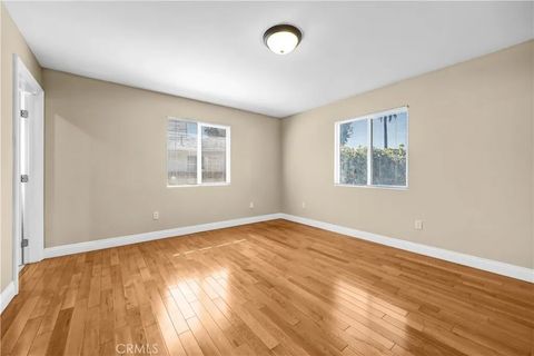 Tiny photo for 6654 Bellaire Ave, North Hollywood, CA 91606 (MLS # GD25247039)
