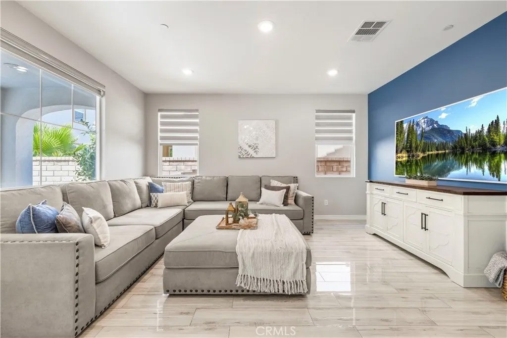 24158 Paseo Del Rancho