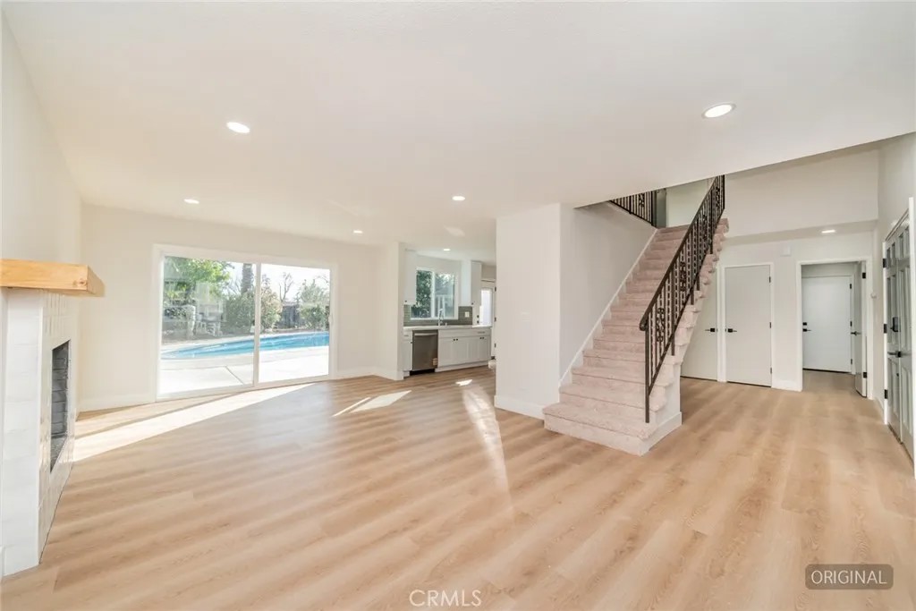 1204 Dickenson Court